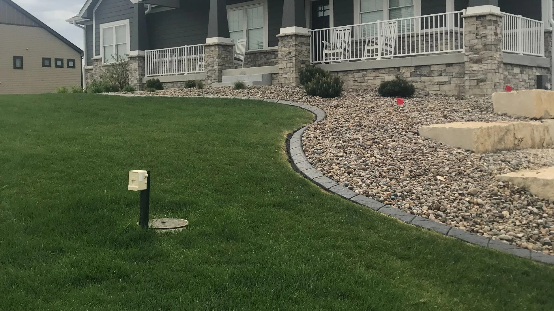 Which Type of Lawn Fertilizer Should You Use - Granular or Liquid?